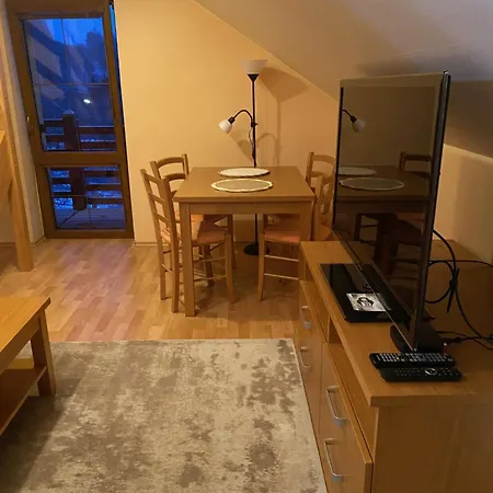 - Tempo Lägenhet *
